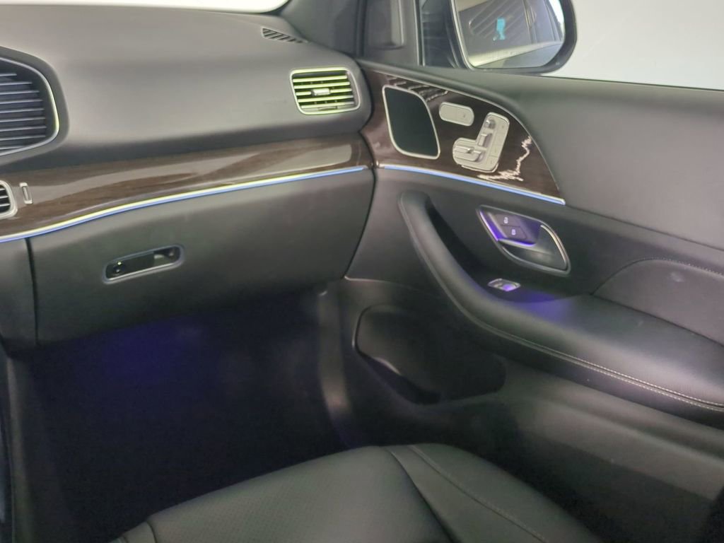 Used 2024 Mercedes-Benz GLE 350 4MATIC w/ Driver Assistance Package image 20