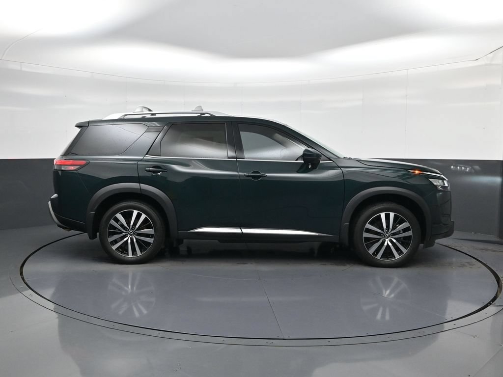 Used 2024 Nissan Pathfinder Platinum w/ Cargo Package FWD image 11