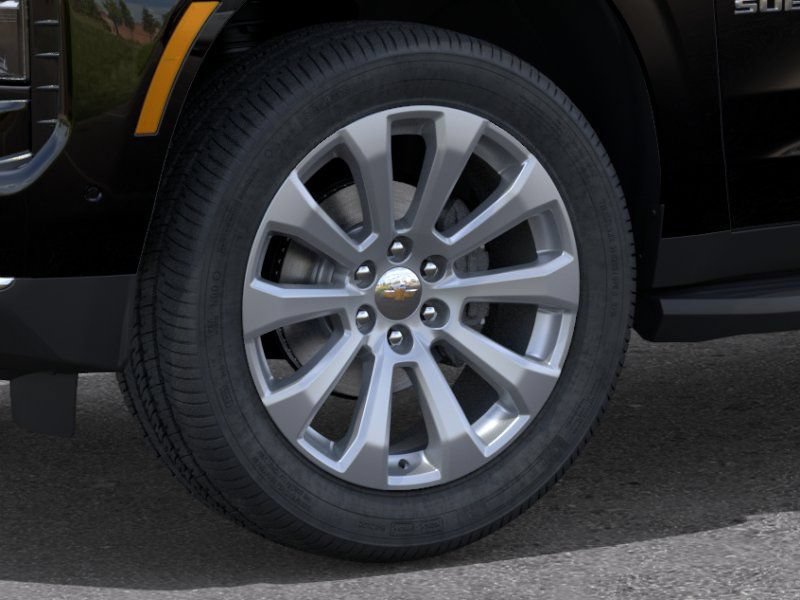 New 2026 Chevrolet Suburban Premier w/ Sun And Tow Package AWD/4WD image 9