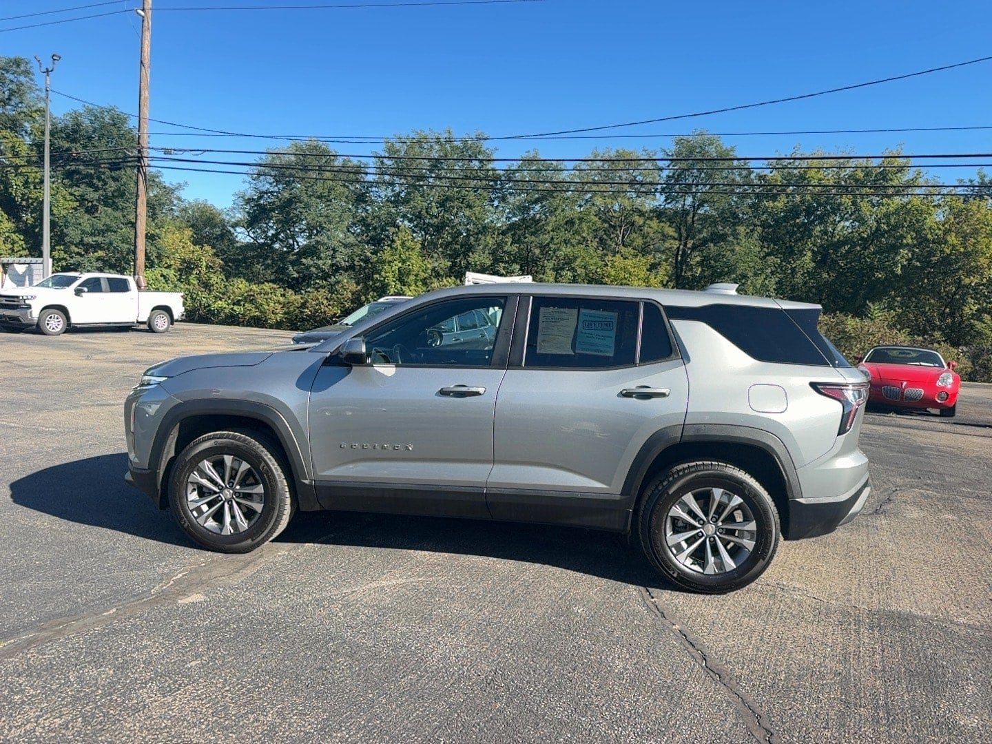 Used 2026 Chevrolet Equinox LT AWD/4WD image 8