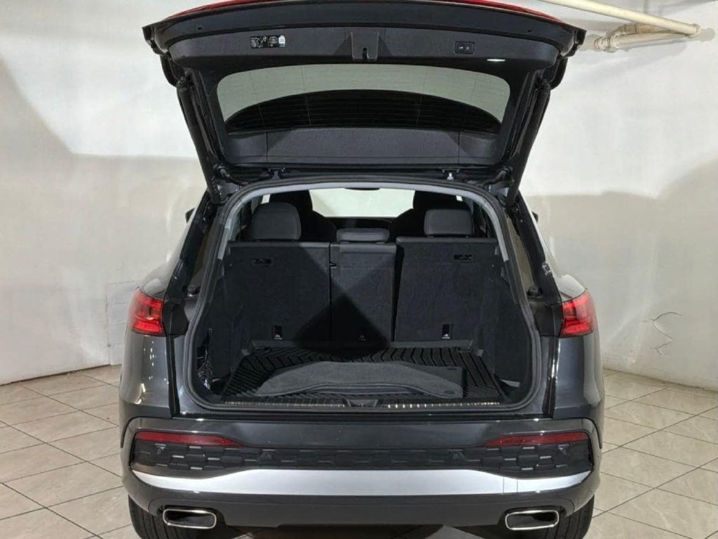 Used 2025 Audi Q5 Premium Plus w/ Premium Plus AWD/4WD image 21