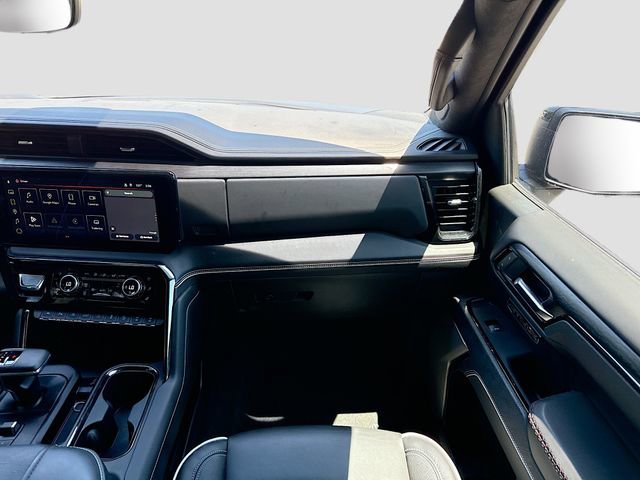 Used 2024 GMC Sierra 1500 AT4X AWD/4WD image 17