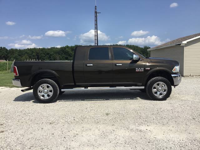 Used 2014 RAM 2500 Laramie AWD/4WD image 2