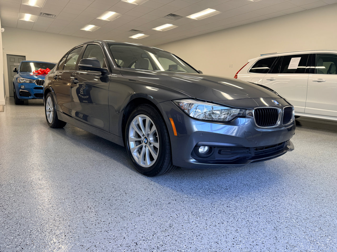 Used 2016 BMW 320i Sedan image 11