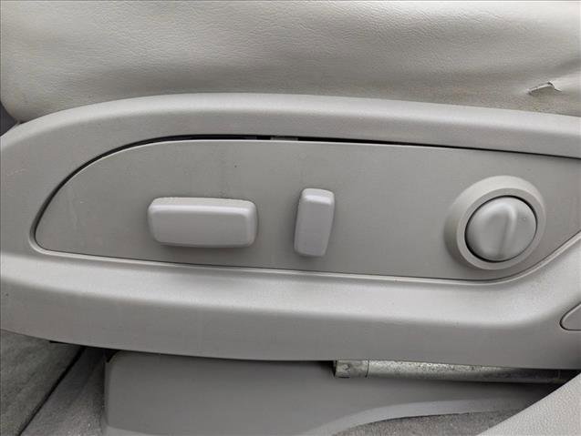Used 2013 Buick Enclave Leather FWD image 10