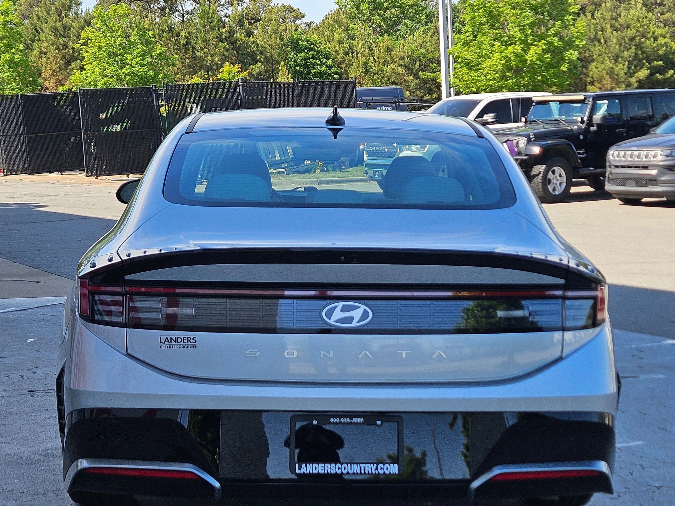 Used 2025 Hyundai Sonata SEL FWD image 6