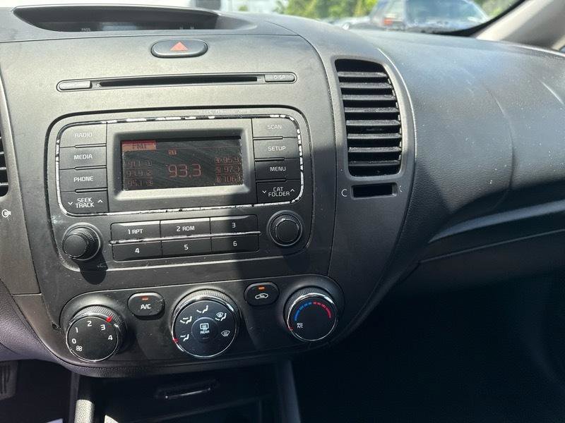 Used 2016 Kia Forte LX FWD image 11