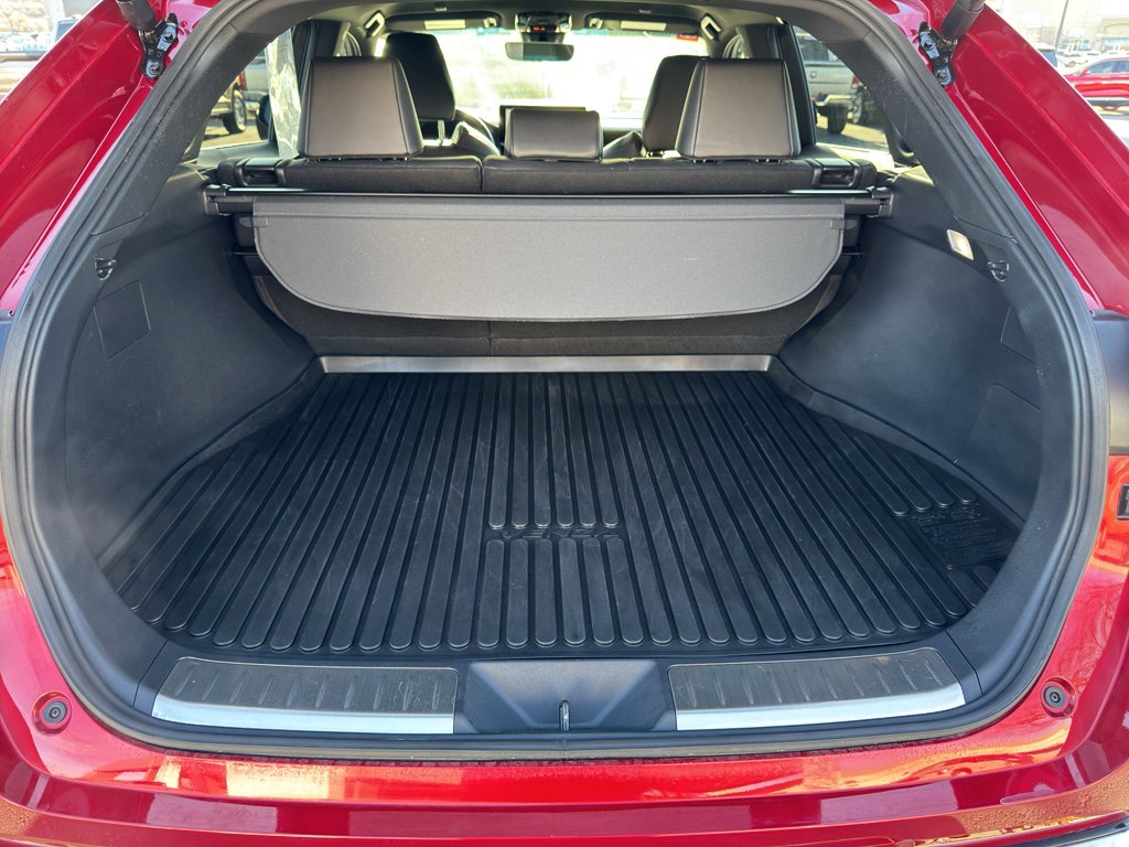 Used 2024 Toyota Venza Nightshade image 9