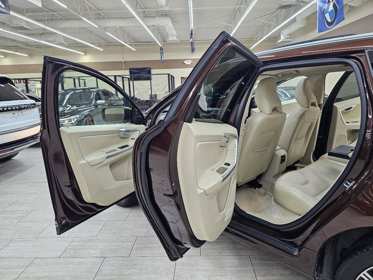 Used 2015 Volvo XC60 T5 Premier FWD image 16