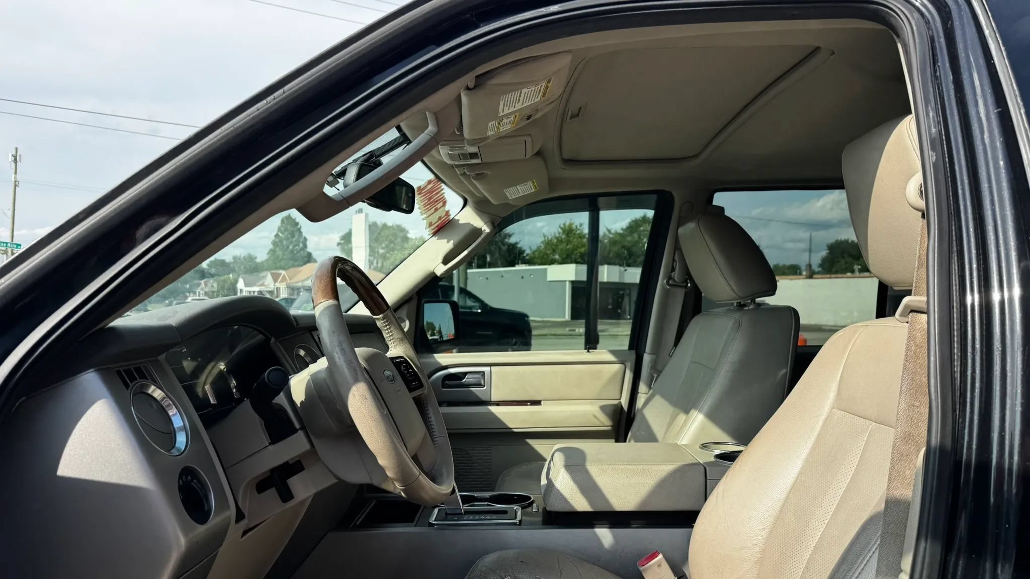 Used 2010 Ford Expedition EL Limited AWD/4WD image 11