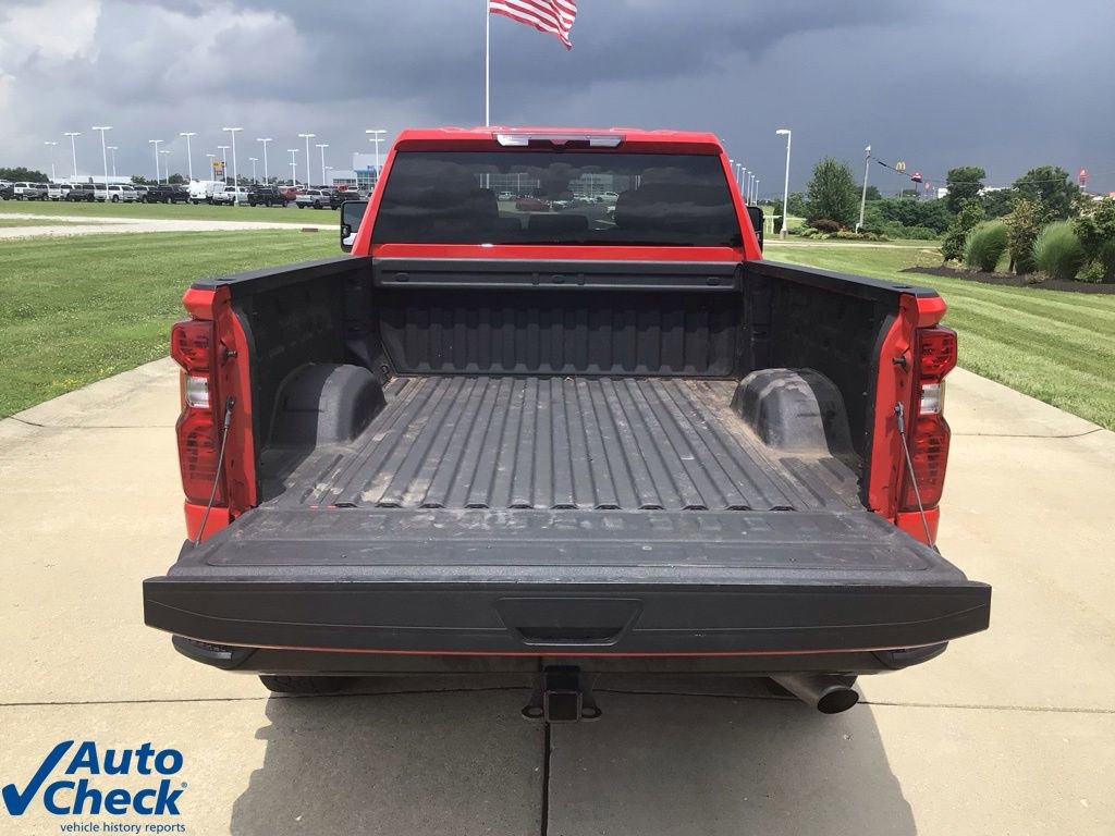 Used 2024 Chevrolet Silverado 2500 Custom w/ Custom Value Package image 6