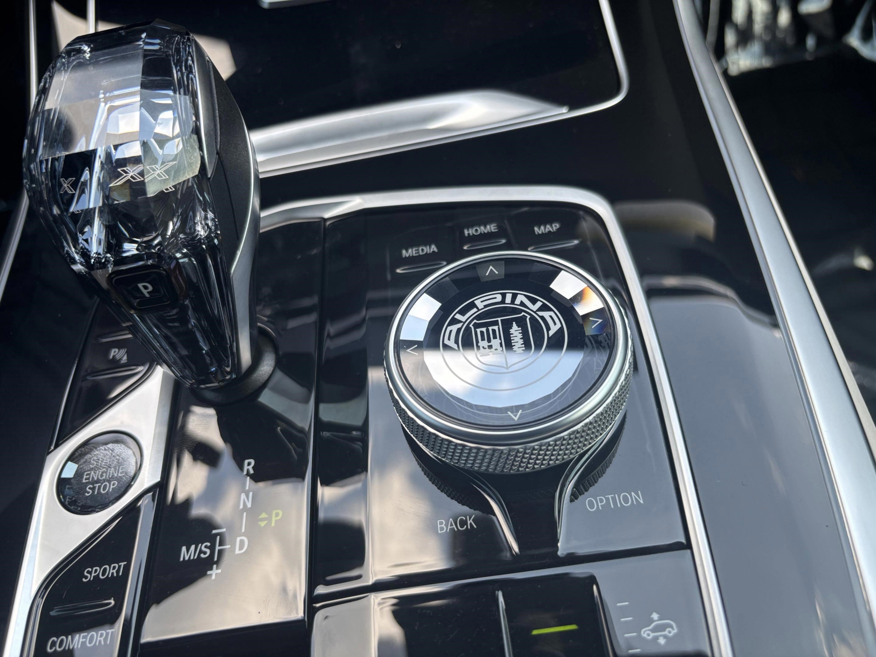 New 2026 BMW ALPINA XB7 image 15