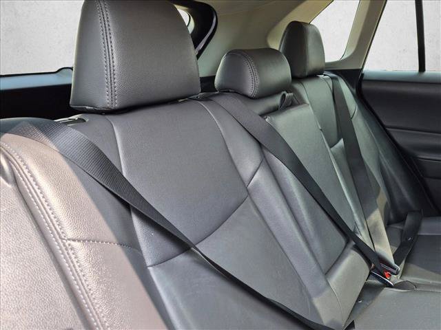 Used 2021 Toyota RAV4 XLE w/ Convenience Package FWD image 18
