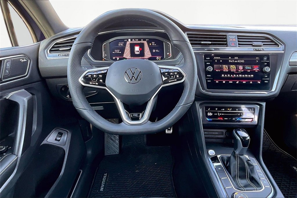 Used 2022 Volkswagen Tiguan SEL R-Line image 5