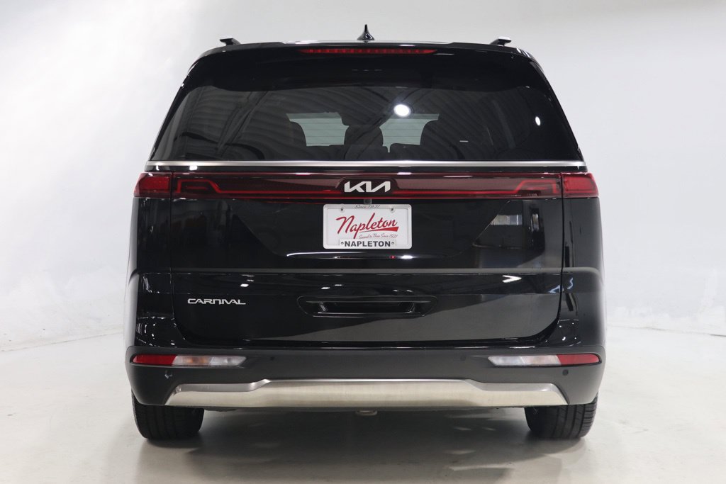 Used 2023 Kia Carnival SX Prestige FWD image 7