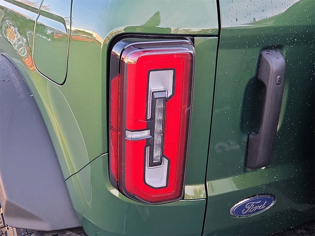 Used 2023 Ford Bronco Wildtrak image 10