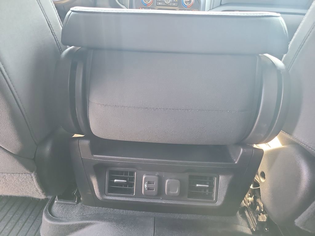 Used 2021 Chevrolet Silverado 1500 LT image 40