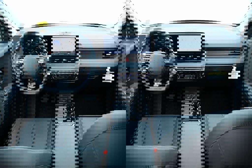 New 2025 Hyundai Ioniq 5 SEL image 6