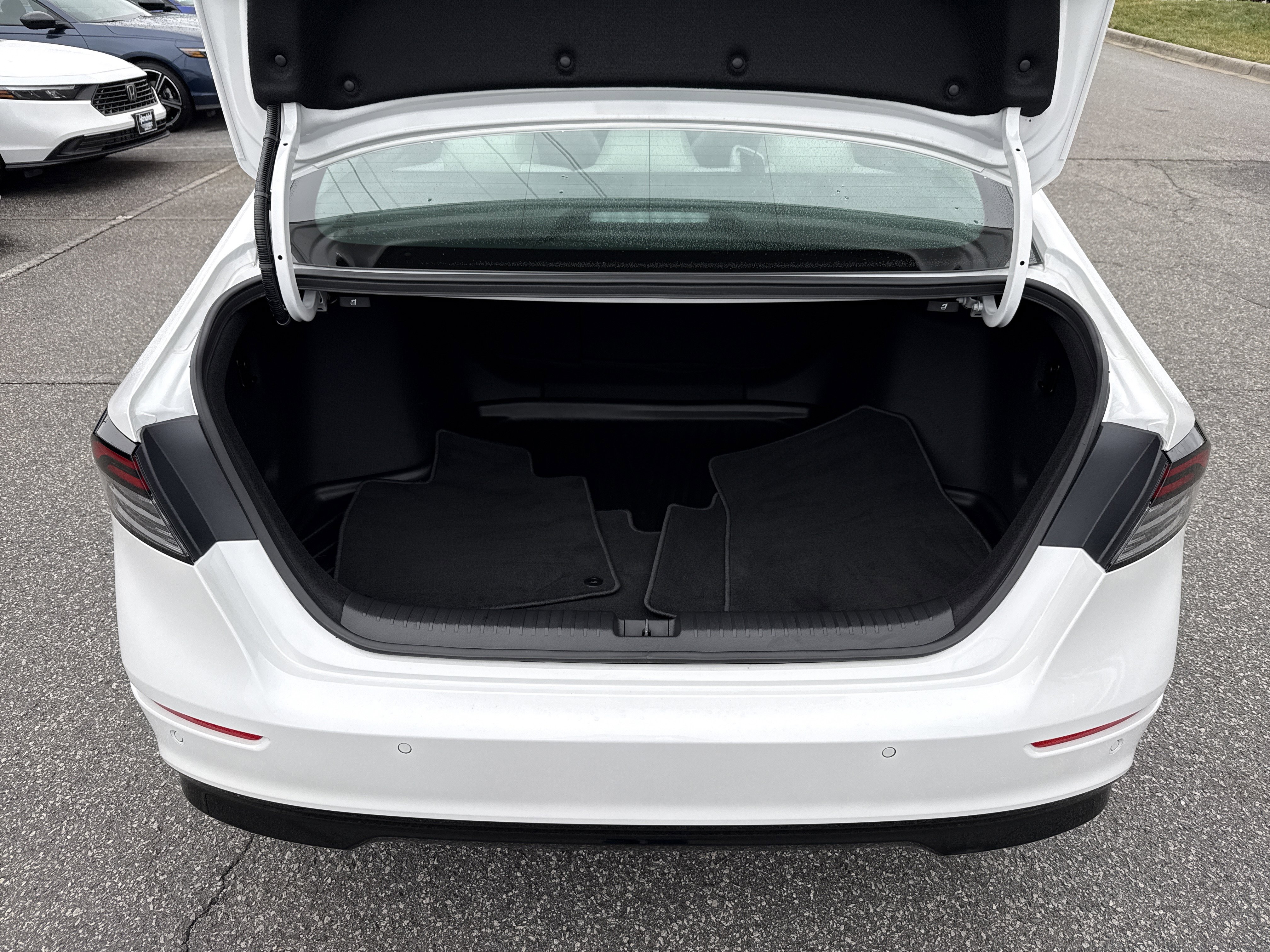 Used 2025 Honda Accord EX-L image 33