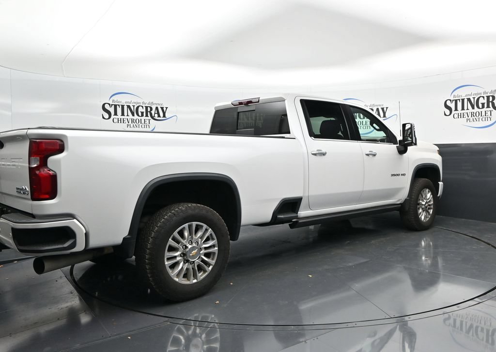 Used 2023 Chevrolet Silverado 3500 High Country AWD/4WD image 7