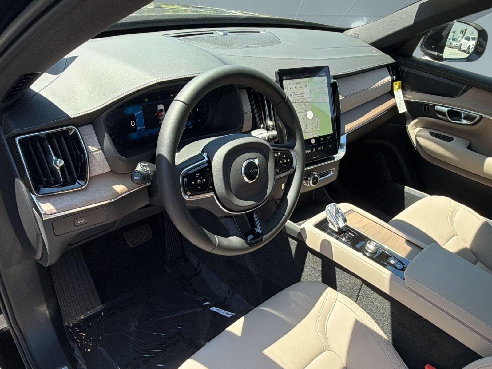 New 2027 Volvo XC60 B5 Plus AWD/4WD image 28
