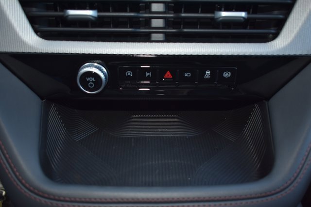 Used 2025 Ford Explorer Active image 28