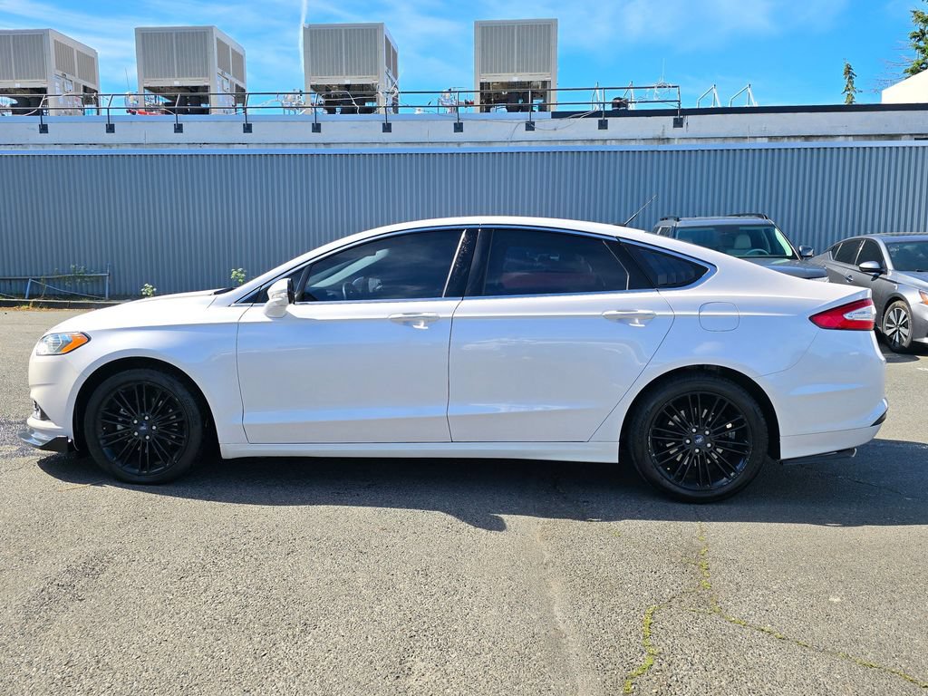 Used 2016 Ford Fusion SE w/ Equipment Group 202A FWD image 5