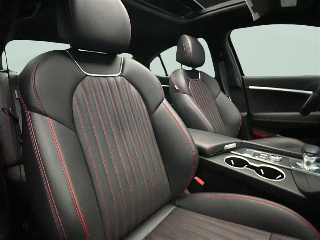 Certified 2025 Genesis G70 2.5T w/ Sport Prestige Package image 15