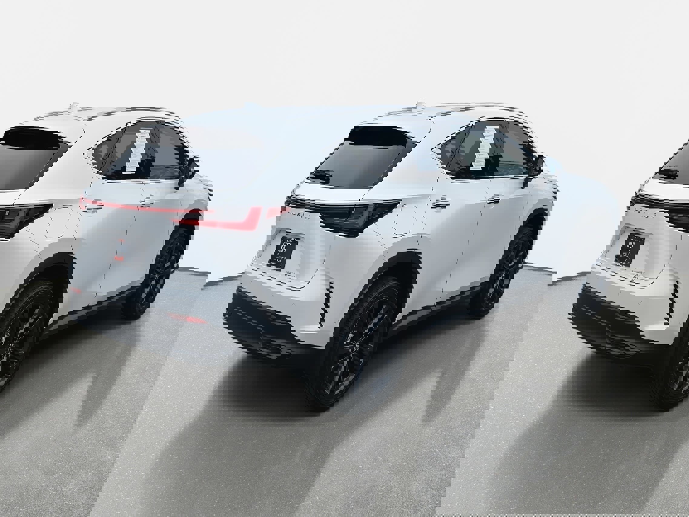 Used 2024 Lexus NX 450h+ AWD w/ Vision Package image 5