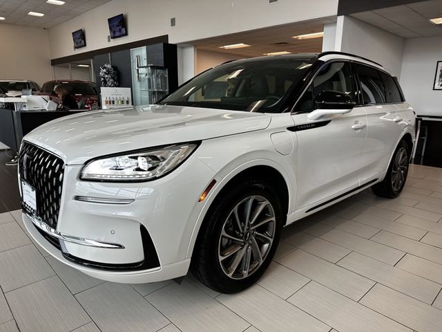 Certified 2025 Lincoln Corsair Grand Touring w/ Equipment Group 301A image 8