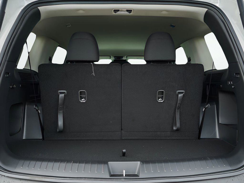 New 2026 Hyundai Santa Fe SE image 8