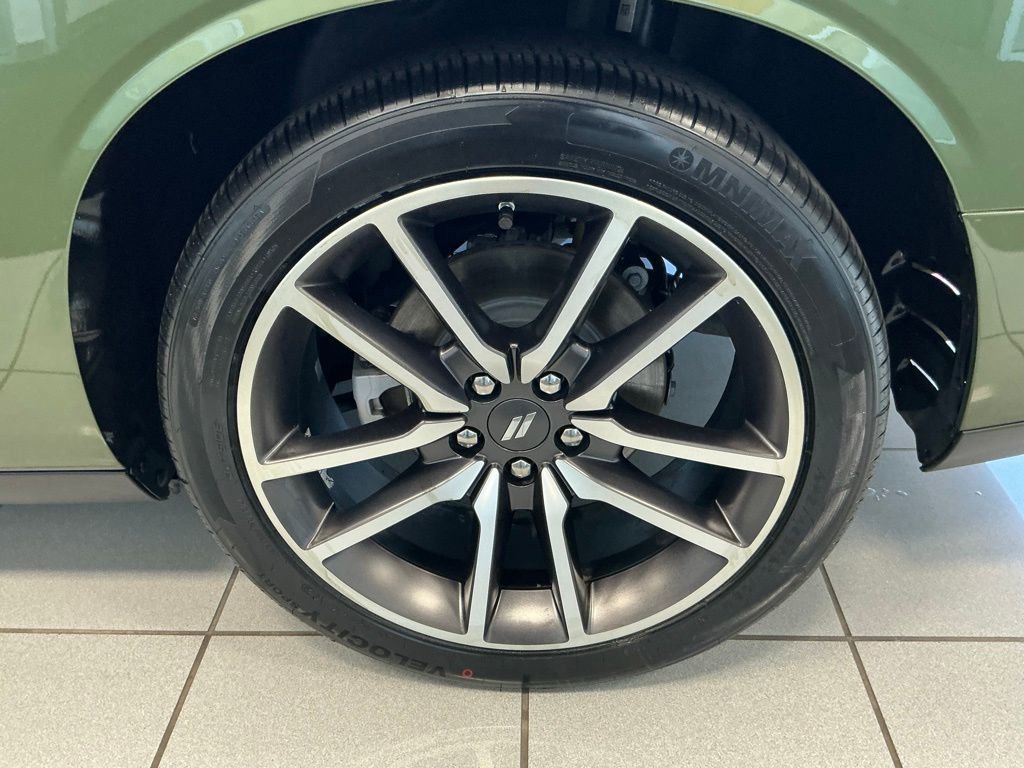 Used 2023 Dodge Challenger R/T w/ Plus Package image 49