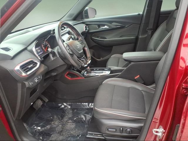 Used 2021 Chevrolet TrailBlazer RS w/ Sun and Liftgate Package image 11