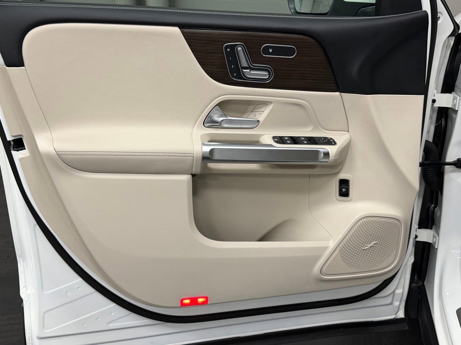 Used 2026 Mercedes-Benz GLB 250 image 19