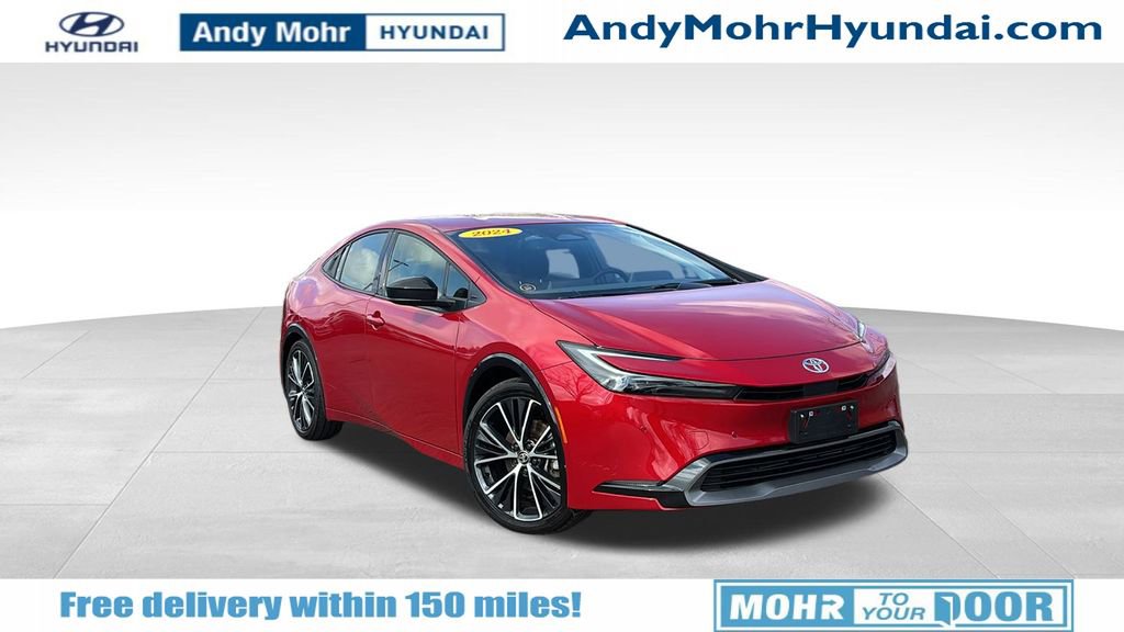 Used 2024 Toyota Prius XLE image 1