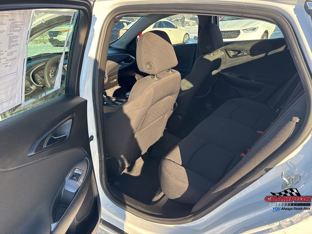 Used 2024 Chevrolet Malibu LT image 26