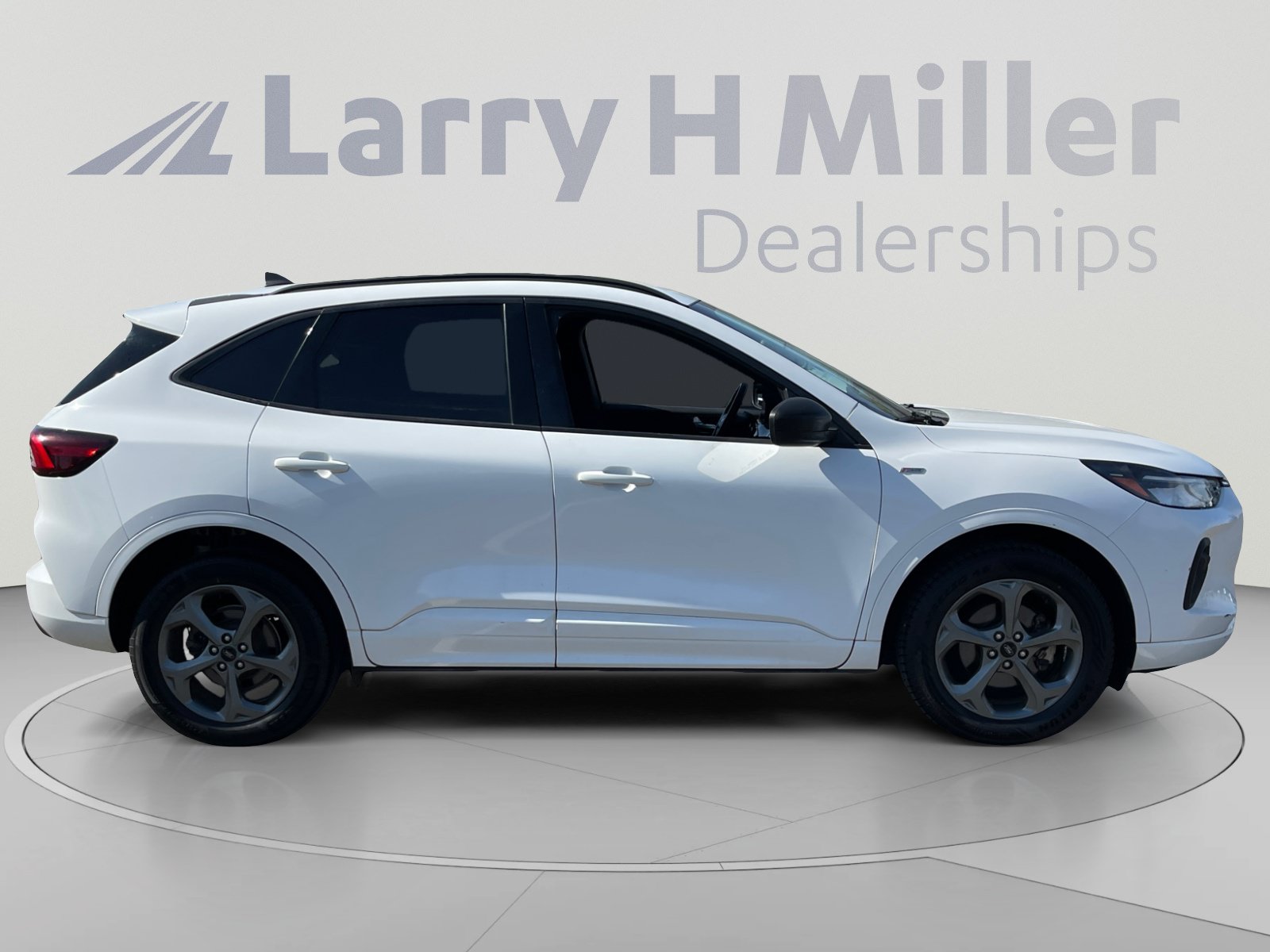 Used 2023 Ford Escape ST-Line AWD/4WD image 6