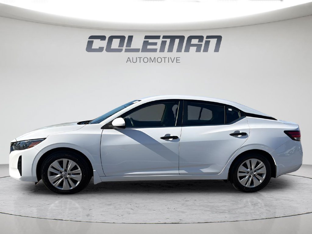 Used 2025 Nissan Sentra S FWD image 2