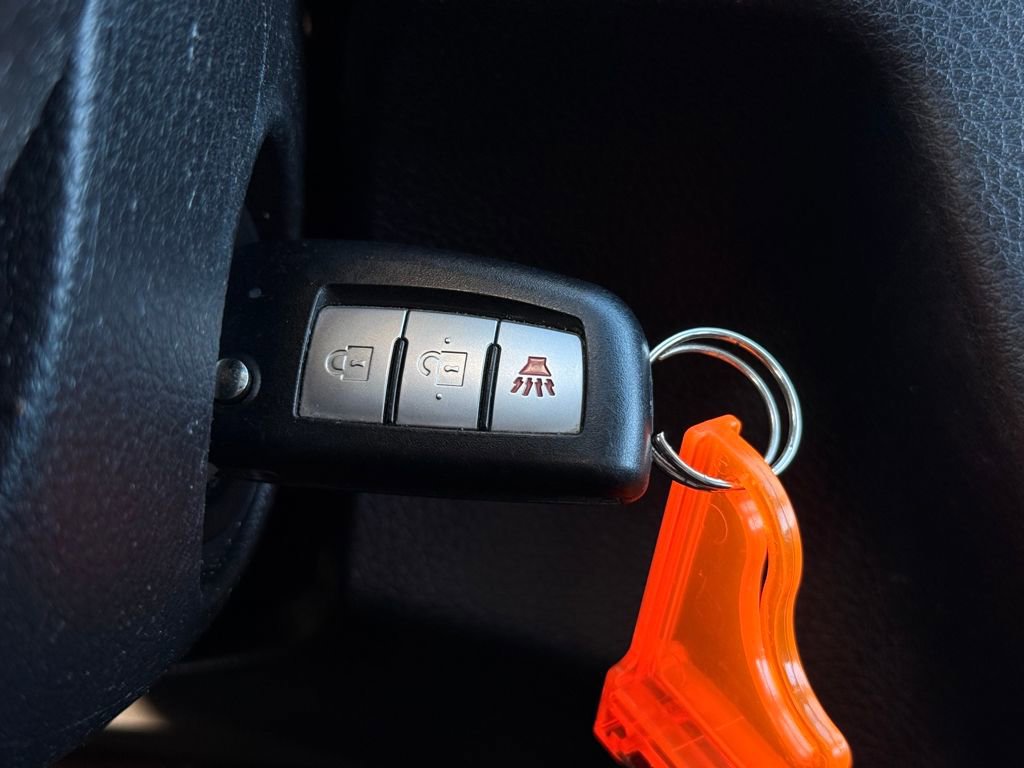 Used 2018 Nissan Rogue Sport S image 24