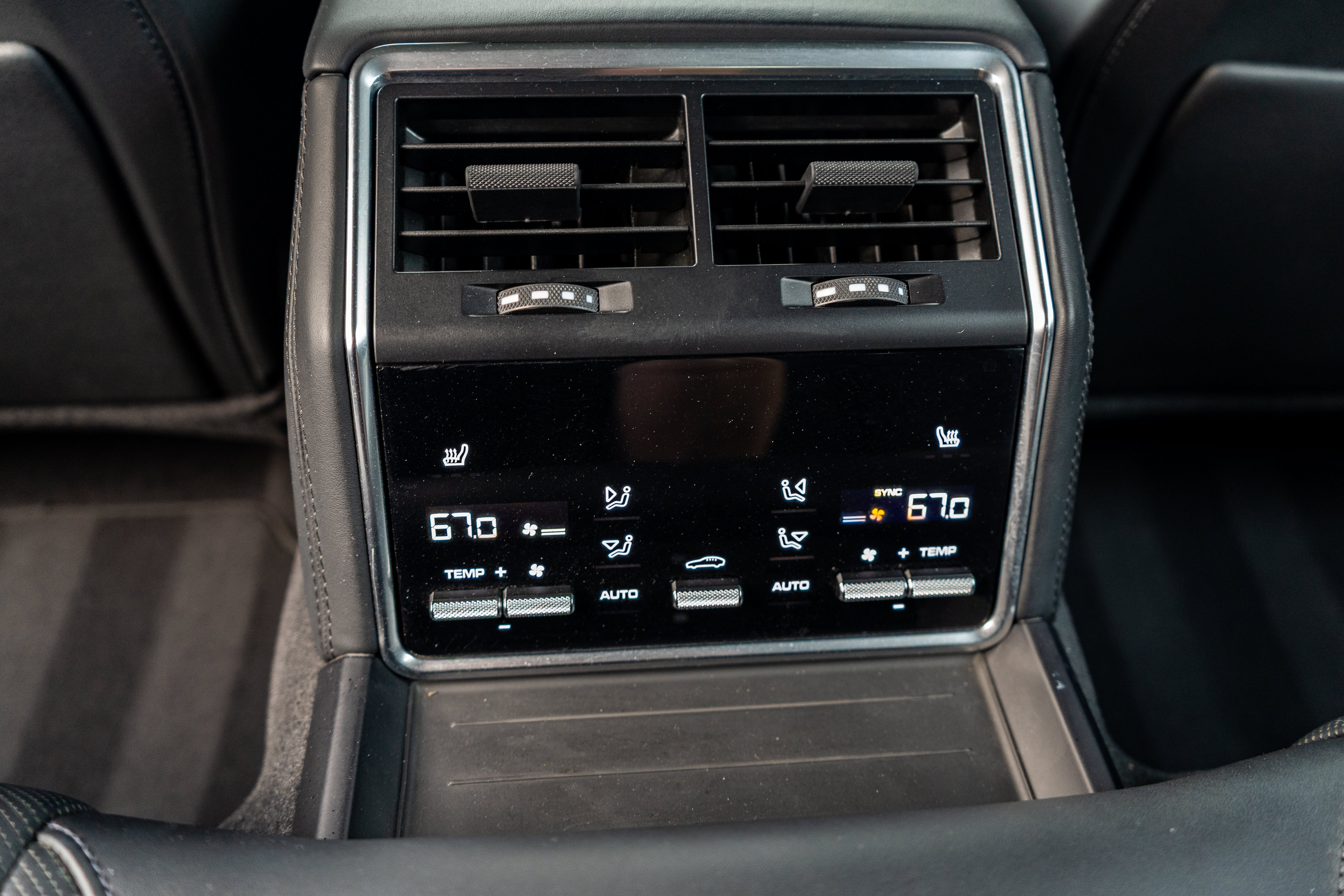 Used 2023 Porsche Panamera Turbo S AWD/4WD image 38