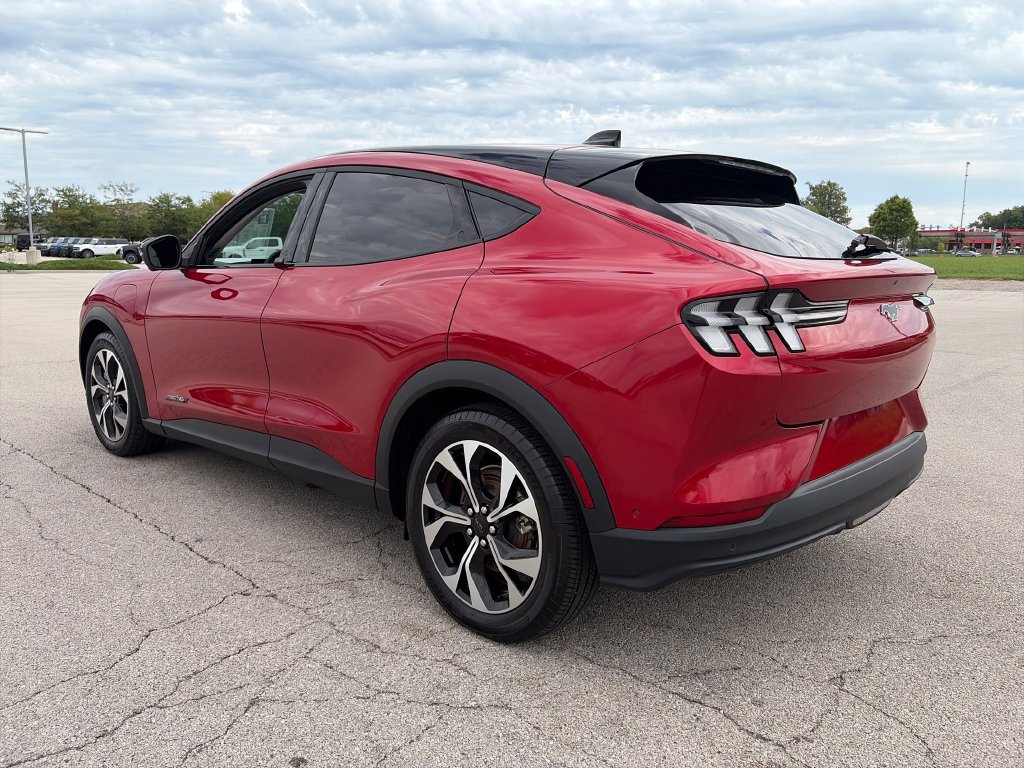 Used 2024 Ford Mustang Mach-E Select AWD/4WD image 5
