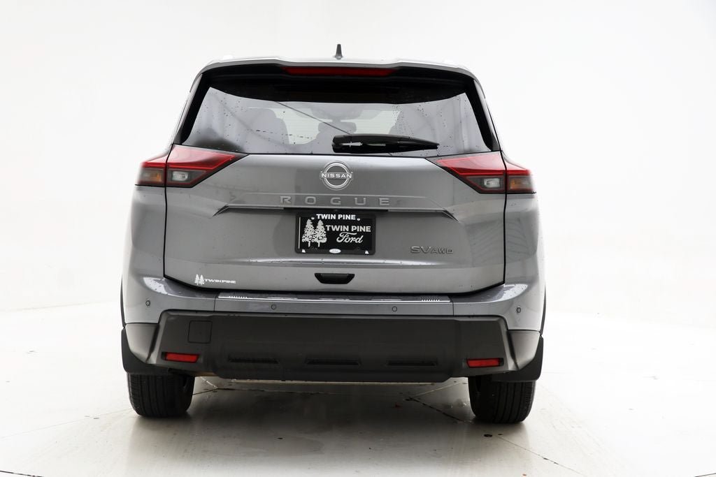 Used 2024 Nissan Rogue SV w/ SV Premium Package AWD/4WD image 8