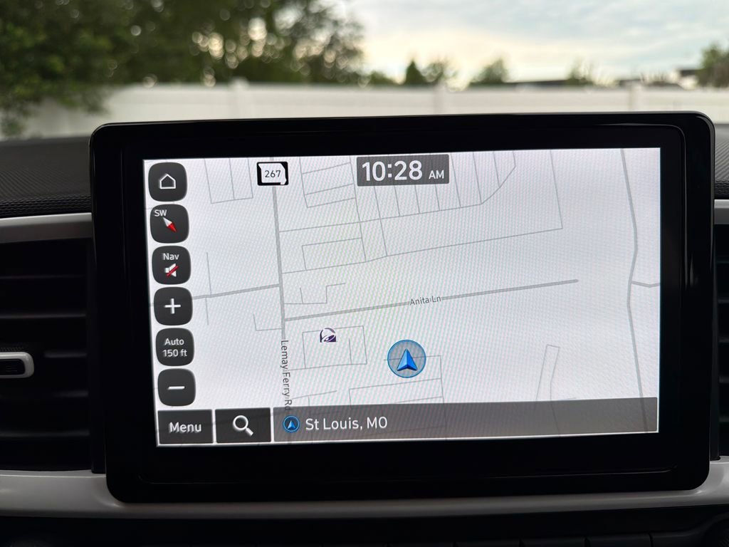 Used 2025 Hyundai Venue Limited FWD image 22