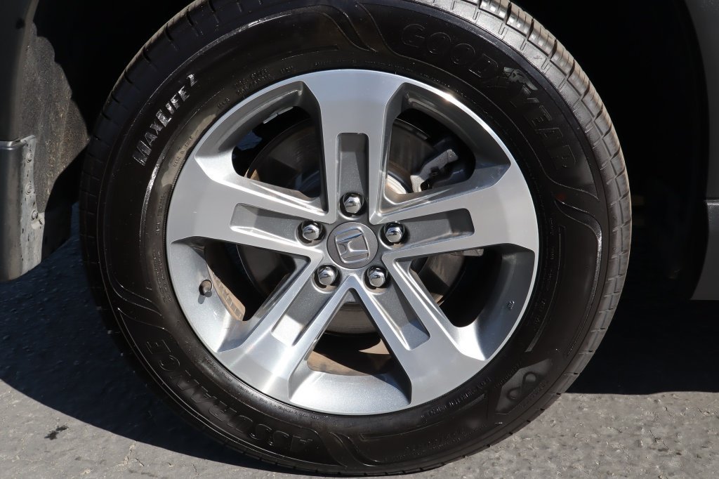 Used 2024 Honda Pilot EX-L image 11