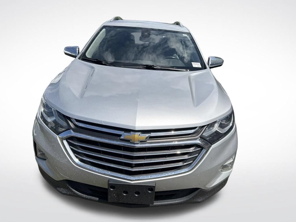Used 2018 Chevrolet Equinox Premier AWD/4WD image 2