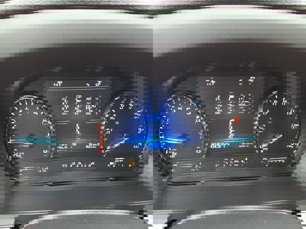 Used 2020 Ford Explorer XLT w/ Class III Trailer Tow Package image 16