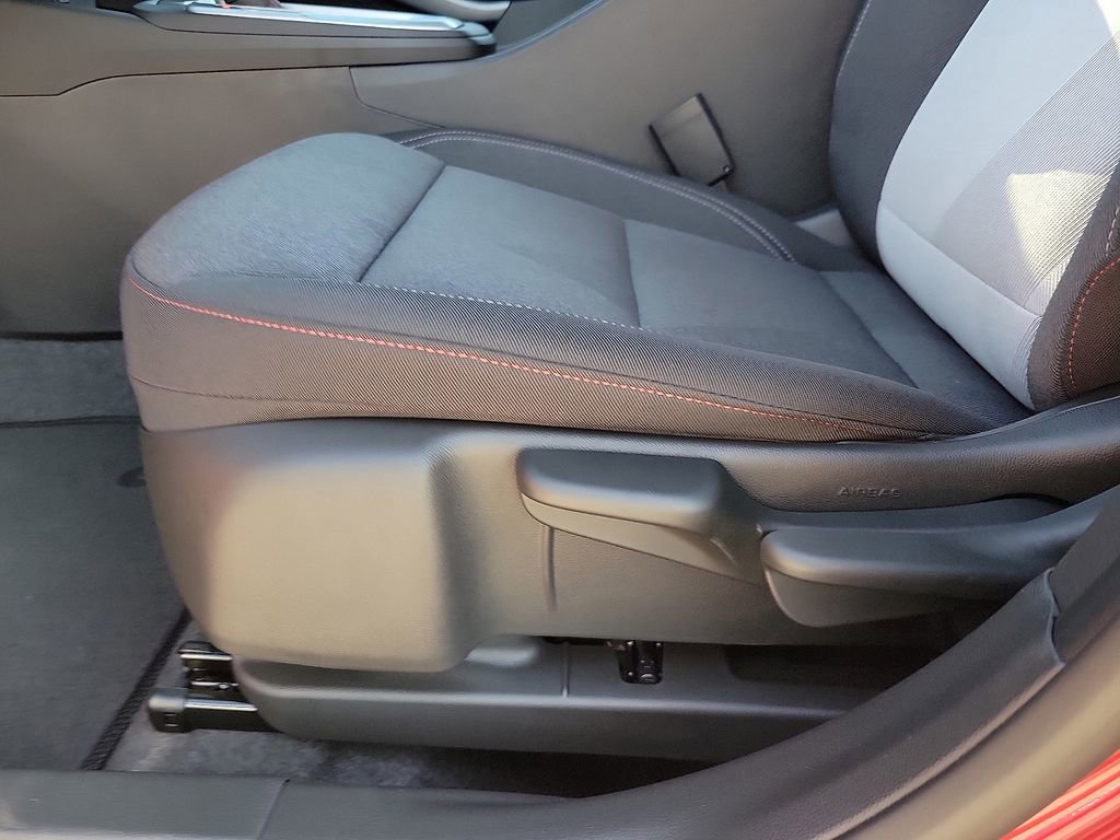 New 2026 Chevrolet Trax RS w/ Driver Confidence Package image 12