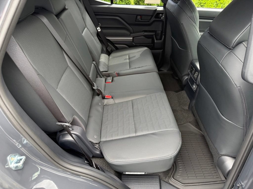 New 2026 Toyota 4Runner TRD Off-Road Premium AWD/4WD image 39