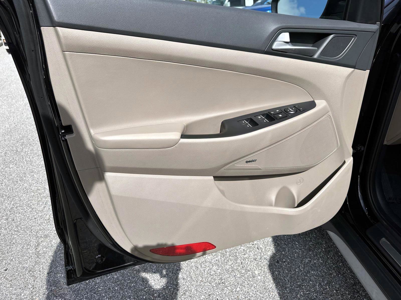 Used 2020 Hyundai Tucson Limited image 17