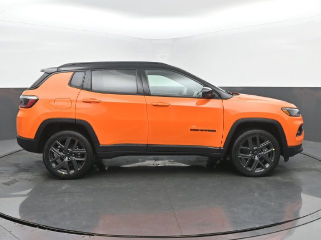 New 2026 Jeep Compass Limited w/ Sun, Sound & Navigation Group AWD/4WD image 6